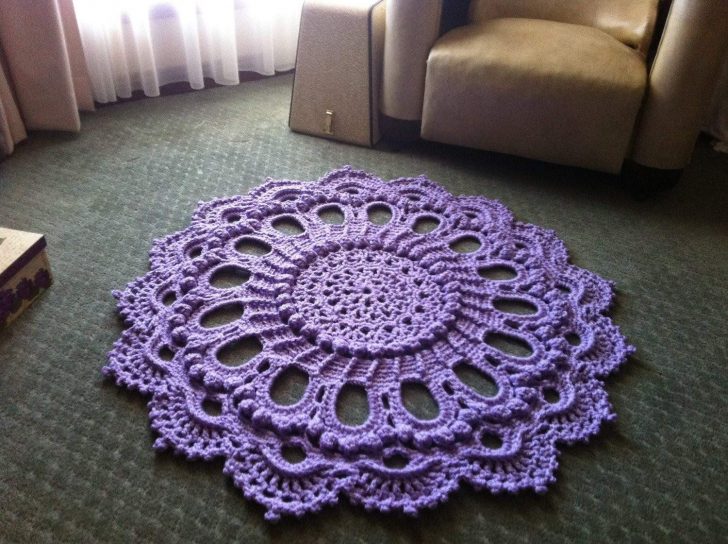 3 Motifs of Easy Crochet Oval Rug Pattern