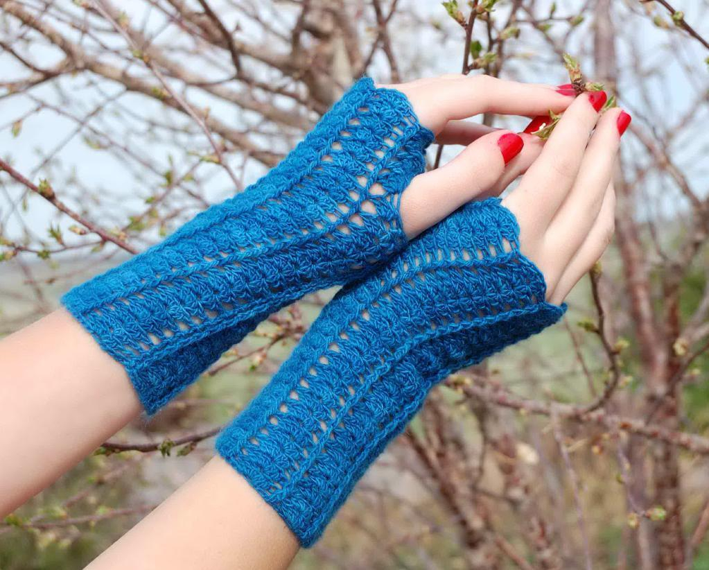 Crochet Gloves Without Fingers Pattern  10 Poetry Inspired Knitting And Crochet Patterns