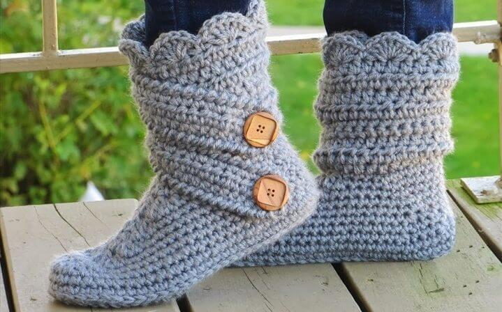 Top 3 Best Free Crochet Slipper Boot Patterns - mecrochet.com