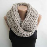 Easy Infinity Scarf Crochet Pattern in Two Hours - mecrochet.com